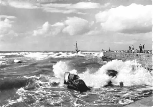 AK, Rostock Warnemünde, Partie an der Westmole, 1962