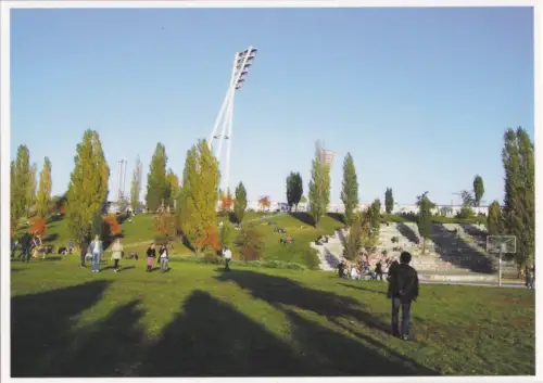 AK, Berlin Prenzlauer Berg, Spätsommer im Mauerpark, um 2008