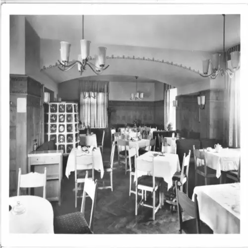 AK, Oberwiesenthal, Altes Fichtelberghaus, Gastraum 2