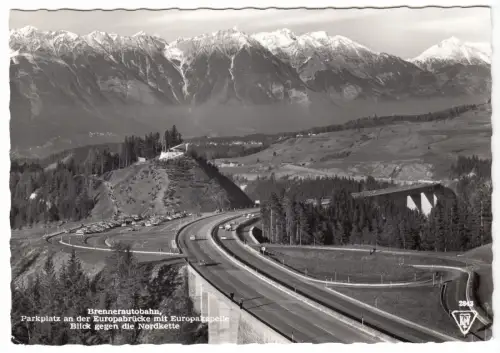 AK, Brennerautobahn, Parkplatz an der Europabrücke, um 1963