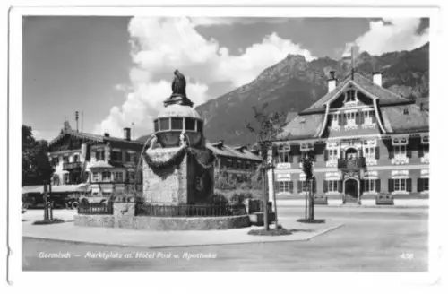 AK, Garmisch, Markt mit Hotel Post u. Apotheke, 1934