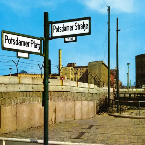 AK, Berlin Kreuzberg / Mitte, Grenzanlagen Potsdamer Platz Potsdamer Str, 1980er