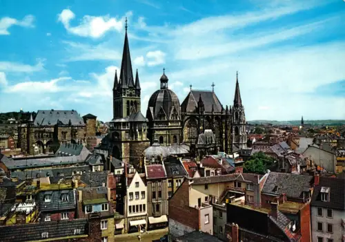 AK, Aachen, Teilansicht mit Dom, um 1970