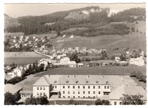AK, Treibach?, Teilansicht mit Hauptschule, um 1970