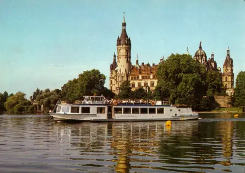 AK, Schwerin, Schloßblick mit MS "Boizenburg", 1986