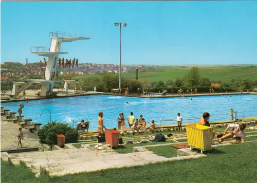 AK, Schweinfurt am  Main, Sommerbad, belebt, um 1980