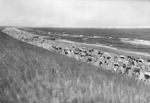 AK, Ostseebad Zingst, Strandpartie belebt, 1982