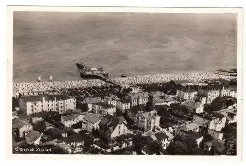 AK, Seebad Ahlbeck auf Usedom, Luftbildansicht , Landseite, 1941