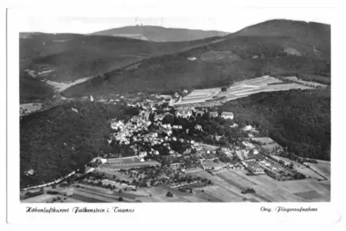 AK, Falkenstein i. Ts., Luftbildansicht, um 1956