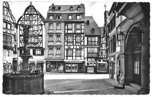 AK, Bernkastel a.d. Mosel, Marktplatz, um 1960