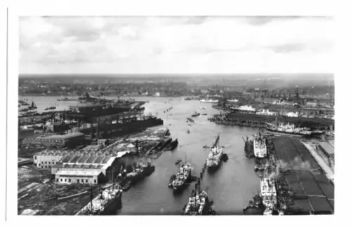 AK, Hamburg, Hafenteilansicht, 1956