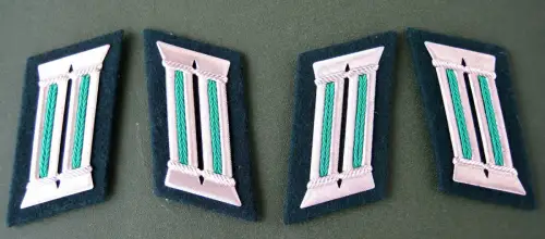 MdI der DDR, zwei paar Kragenspiegel, 1980er