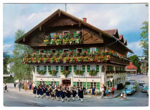 AK, Oberammergau, Hotel Wolf mit Musikkapelle, um 1973