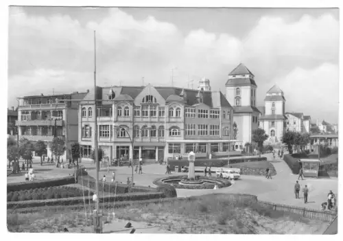 AK, Binz Rügen, Promenade und Kurhaus, 1971