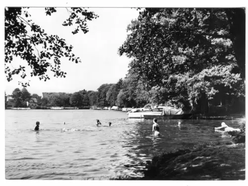 AK, Berlin Müggelheim, Badestrand, belebt, 1971