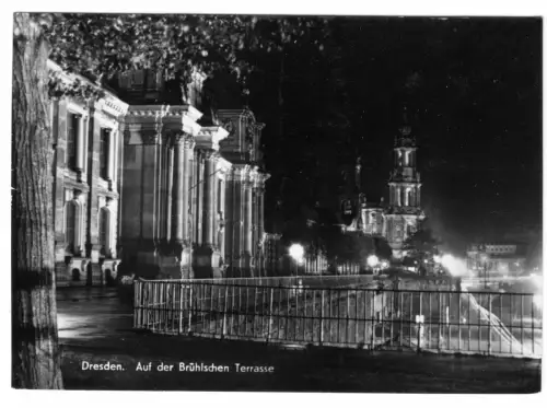 AK, Dresden, Auf der Brühlschen Terrasse, Nachtansicht, 1969