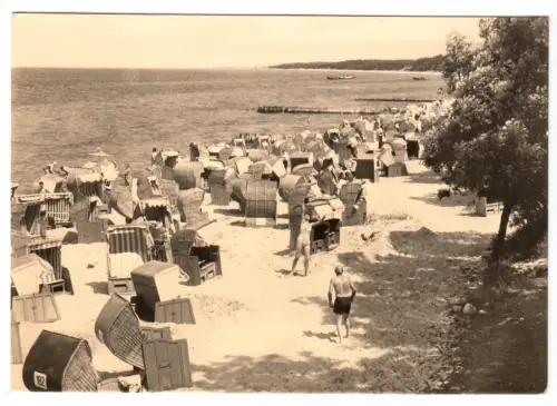 AK, Lubmin Kr. Greifswald, Strandpartie belebt, 1968