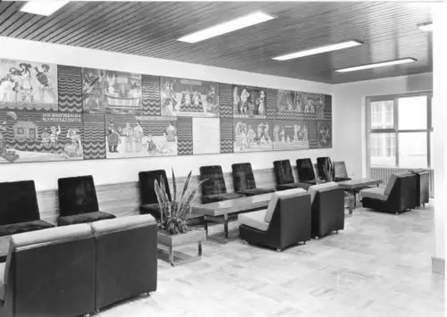 AK, Ostseebad Kühlungsborn, Meerwasser-Schwimmhalle, Eingangshalle, 1973