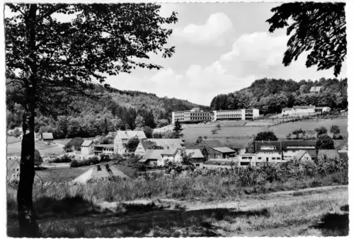 AK, Gras-Ellenbach Odw., Teilansicht mit Heinrich-Glücklich-Haus, um 1960