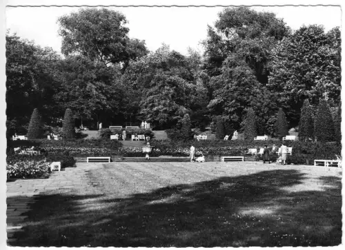 AK, Bochum, Partie im Rosengarten, 1961