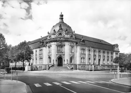 AK, Landau Pfalz, Blick zum Amtsgericht, um 1969