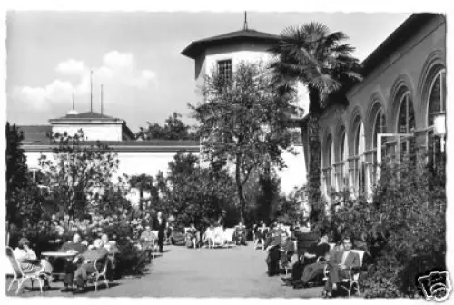 AK, Bad Kissingen, Im Kurgarten, belebt, ca. 1965