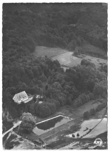AK, Weißenbrunn, Jugendherberge und Naturbad, Luftbildansicht, um 1958