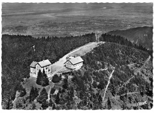 AK, Badenweiler, Hotel Hochblauen und Rheinebene, Luftbildansicht, 1963