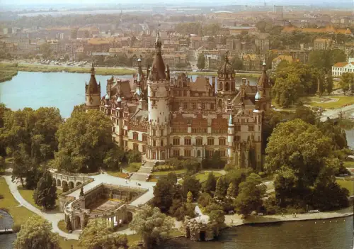 AK, Schwerin, Innenstadt, Luftbildansicht der Interflug Nr. 24, 1987