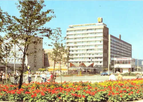 AK, Gera, Partie im Stadtzentrum, belebt, 1982