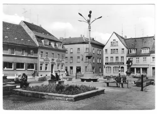 AK, Perleberg, Großer Markt, belebt, 1982
