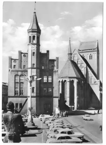 AK, Perleberg, Blick zu Rathaus und Kirche, 1972