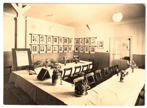 AK, Niederlehme - Ziegenhals, "Ernst-Thälmann-Gedenkstätte", Tagungsraum, 1961