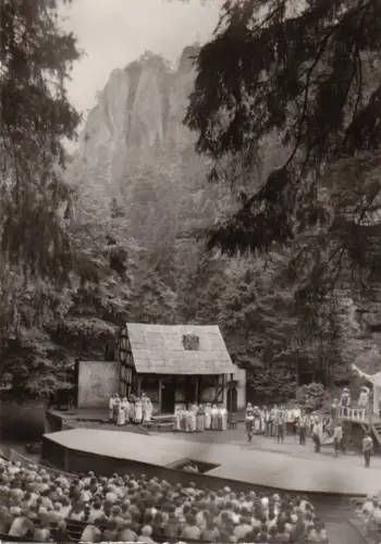 AK, Kurort Rathen Sächs. Schweiz, Felsenbühne Rathen, belebt, 1982