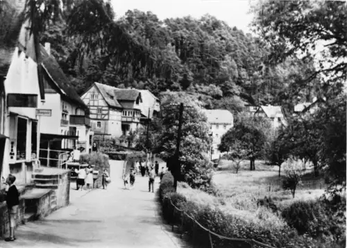 AK, Kurort Rathen Sächs. Schweiz, Straßenpartie, 1963