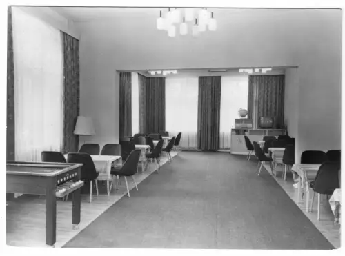 AK, Lanz Kr. Ludwigslust, OT Gadow, FDGB-Heim "Alfred Schulze", Klubraum, 1974