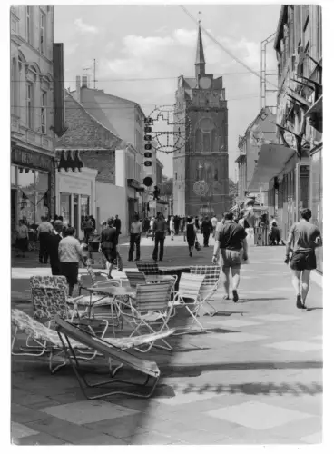 AK, Rostock, Kröpeliner Str., belebt und Kröpeliner Tor, 1974