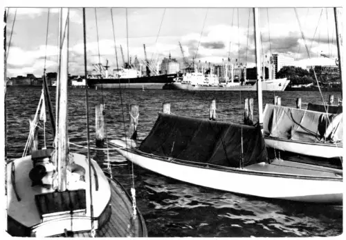 AK, Rostock, Blick in den alten Hafen, 1977