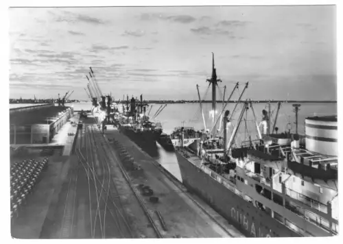AK, Rostock, Abendstimmung im Überseehafen, 1966