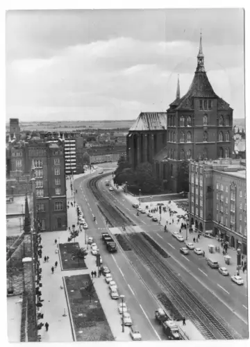 AK, Rostock, Lange Straße und Marienkirche, 1977