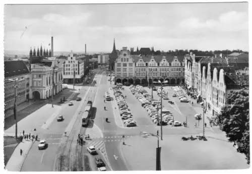 AK, Rostock, Blick auf den Ernst-Thälmann-Platz, 1972