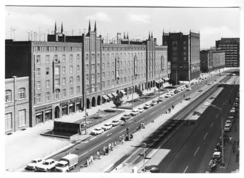 AK, Rostock, Blick in die Lange Straße, belebt, 1974