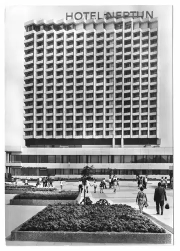 AK, Rostock Warnemünde, Hotel "Neptun" mit Anlagen, 1975