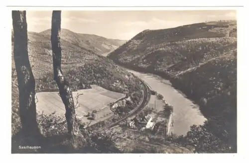 AK, Saarhausen bei Taben-Rodt, Totale mit Bahnlinie, um 1936