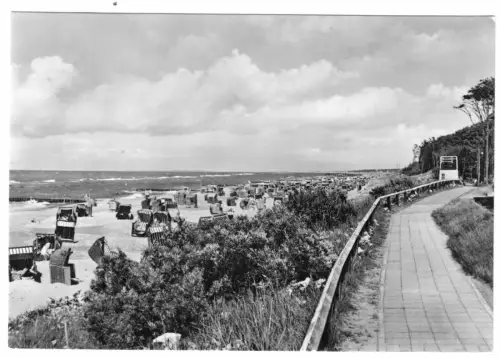 AK, Seeheilbad Graal-Müritz, Strandpartie mit Promenade, 1968