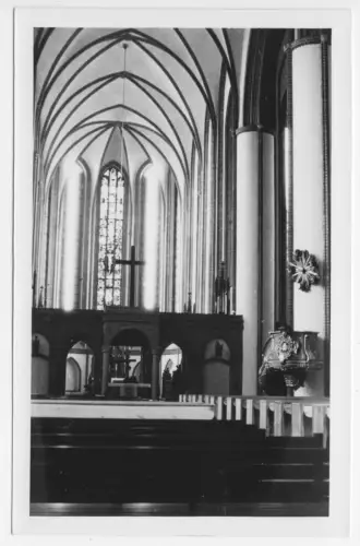 Foto im AK-Format, Stendal, Kirche, Innenansicht, um 1958