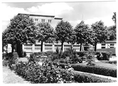 AK, Ostseebad Rerik, Blick durch die Anlagen zum Kurhaus, 1969