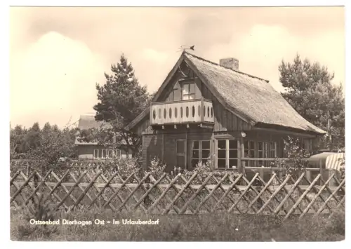 AK, Ostseebad Dierhagen Ost, Kr. Ribnitz-Damgarten, Im Urlauberdorf, 1964, V 2