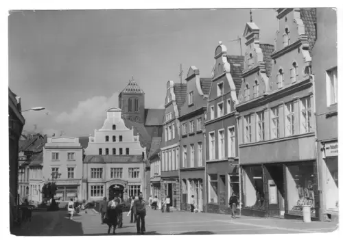 AK, Wismar, Partie in der Krämerstr., belebt, 1982
