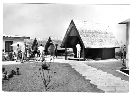 AK, Groß Stieten Kr. Wismar, Gastst. Mecklenburger Mühle, Weinfässer, 1974